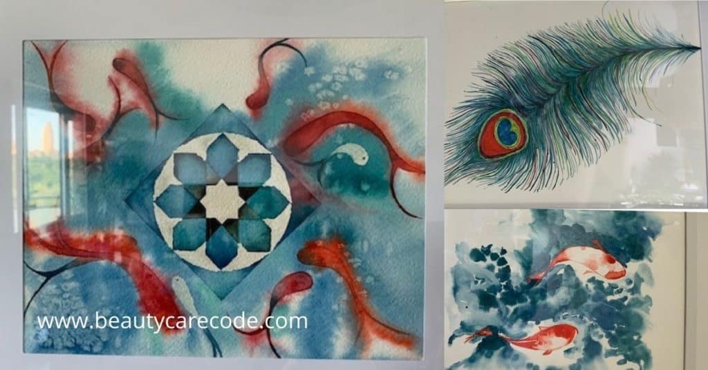 an image of three watercolour painting with blue and red colours to talk about ugly gift ideas for mother's day 2021.. 